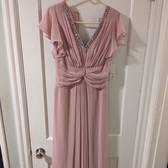 Eliza J Lace Maxi Dress Size 6 wedding Guest Vacation Pink
